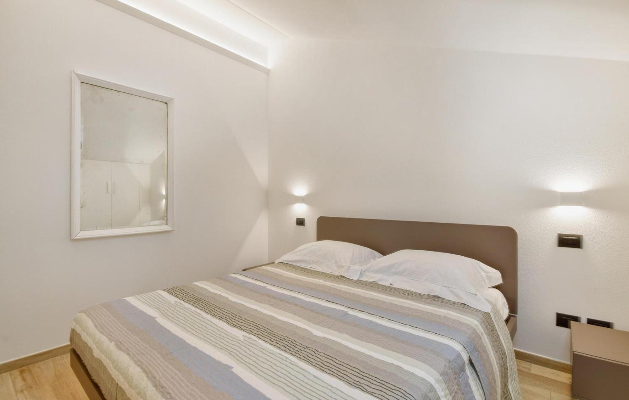 Beautiful Apartment In Moneglia With Kitchen Extérieur photo